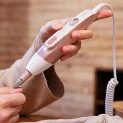 Cecotec 7in1 Nagelfrees - Professioneel Apparaat - Incl. Reistas - Manicure- En Pedicure Set - 7 Bitjes - Elektrische Nagelvijl - Handen En Voeten 12 Cecotec 7in1 Nagelfrees - Professioneel Apparaat - Incl. Reistas - Manicure- En Pedicure Set - 7 Bitjes - Elektrische Nagelvijl - Handen En Voeten -Lanaform Shop 550x309 29