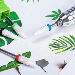 DW4Trading Keramische Kegel Frees Voor Elektrische Freesmachine - Pedicure - Manicure - Nagel Frees - Grove Korrel - Groen 9 DW4Trading Keramische Kegel Frees Voor Elektrische Freesmachine - Pedicure - Manicure - Nagel Frees - Grove Korrel - Groen -Lanaform Shop 550x550 1016